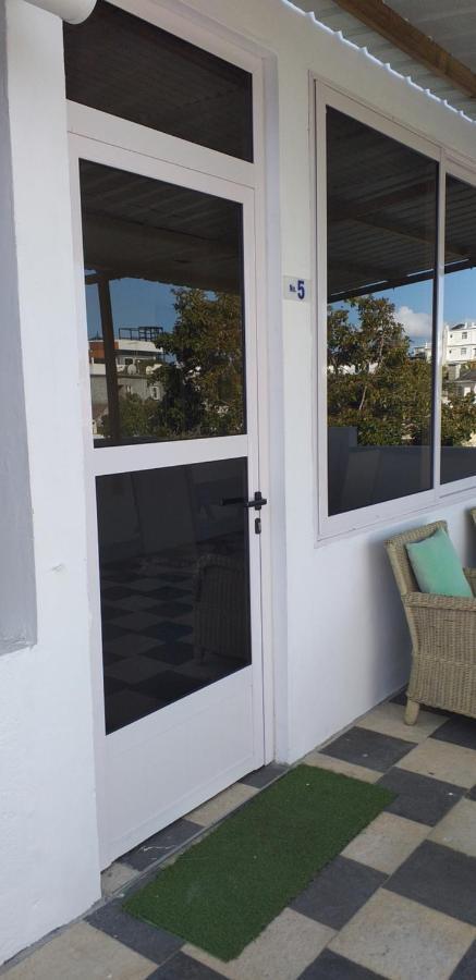 Corinne Villa A 300M From The Beach グランベ エクステリア 写真