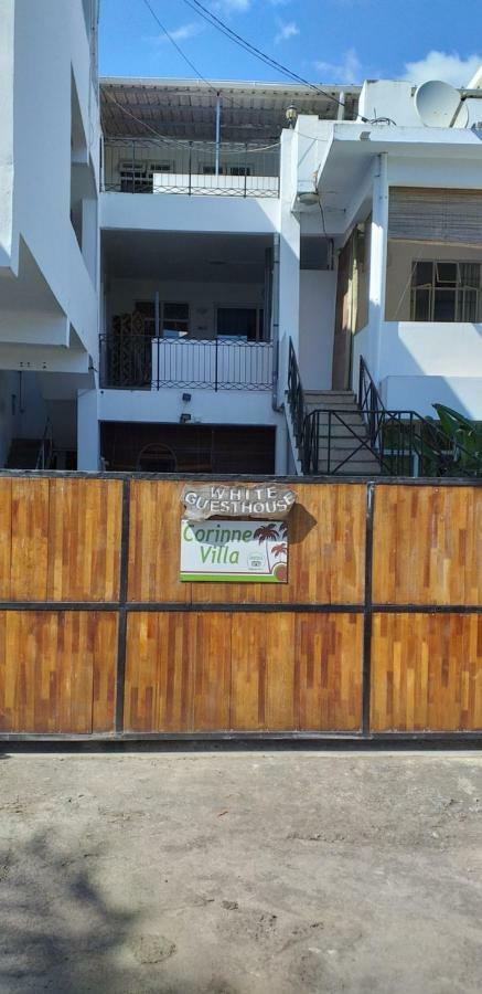 Corinne Villa A 300M From The Beach グランベ エクステリア 写真
